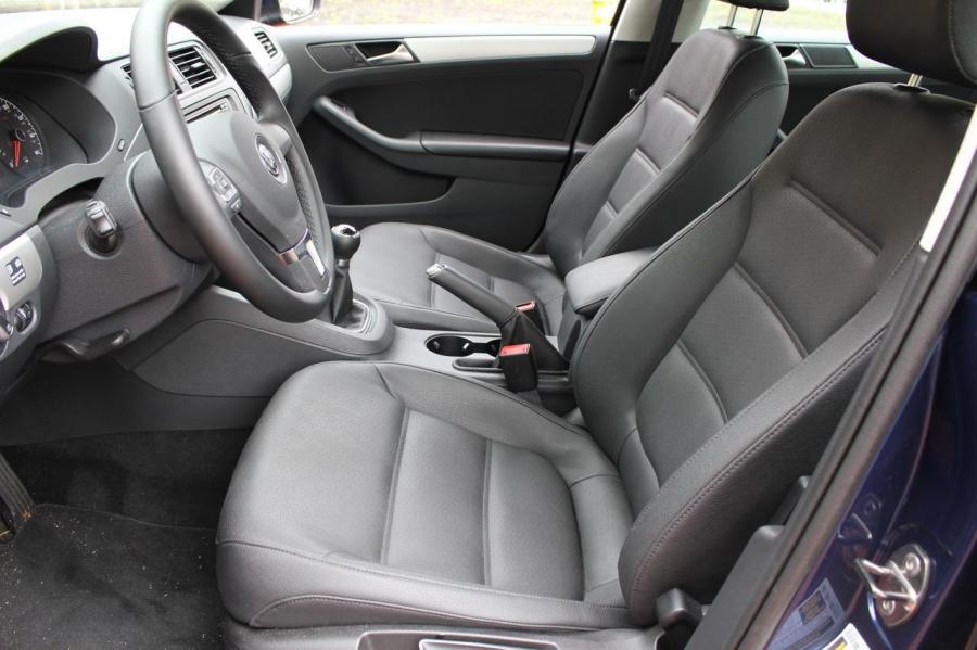  Volkswagen Jetta TDi 2011 года  (фото 70 из 120)